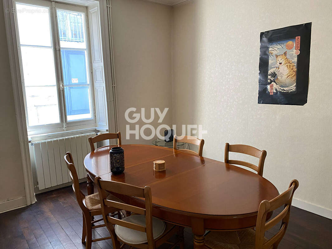 Maison à FONTENAY-LE-COMTE