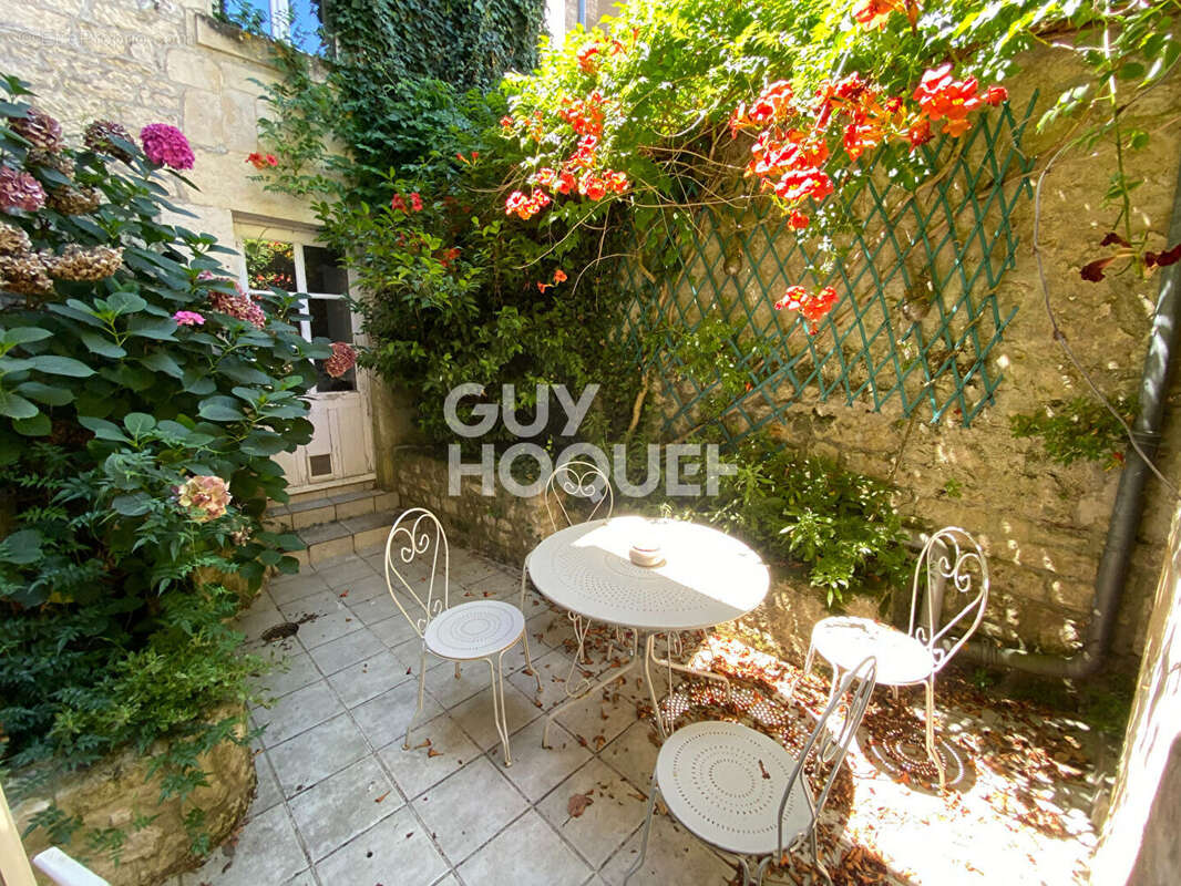 Maison à FONTENAY-LE-COMTE