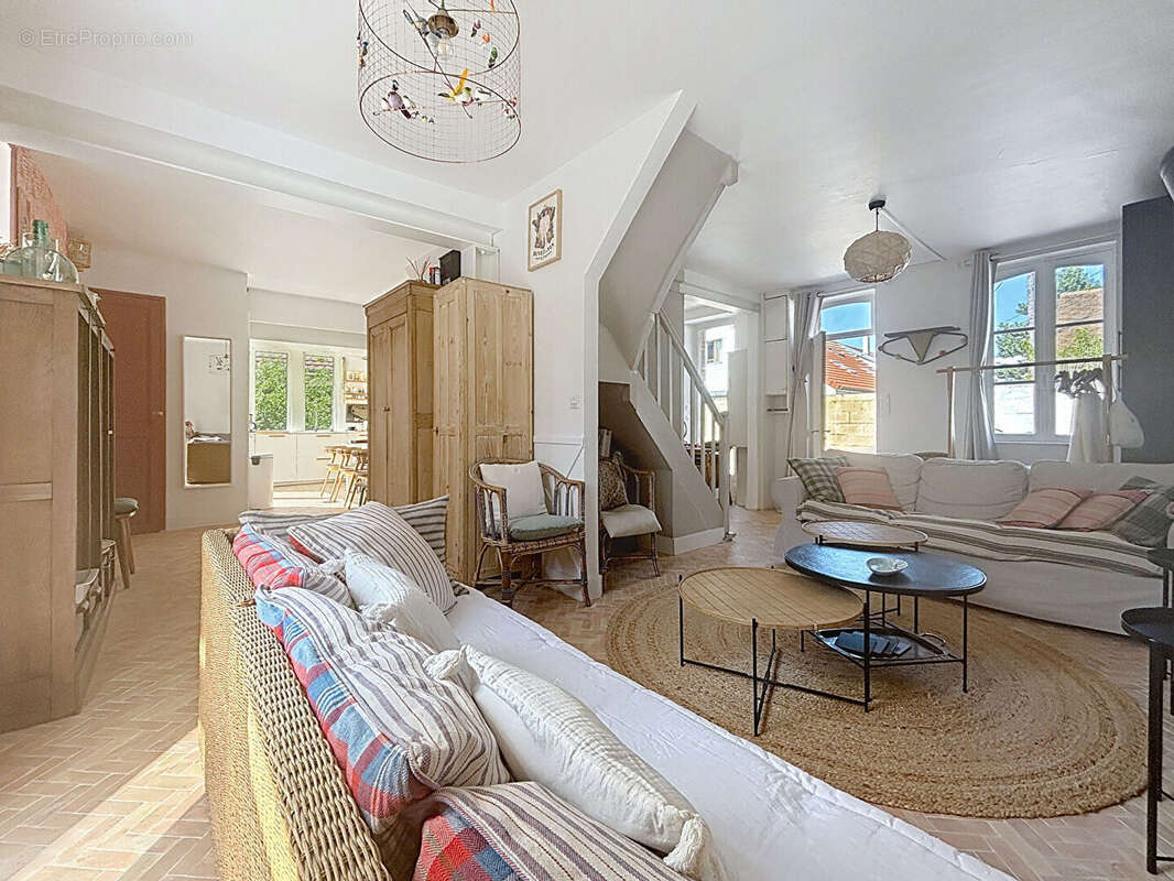 Maison à DIVES-SUR-MER