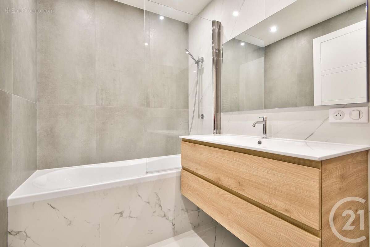 Appartement à BEAUSOLEIL