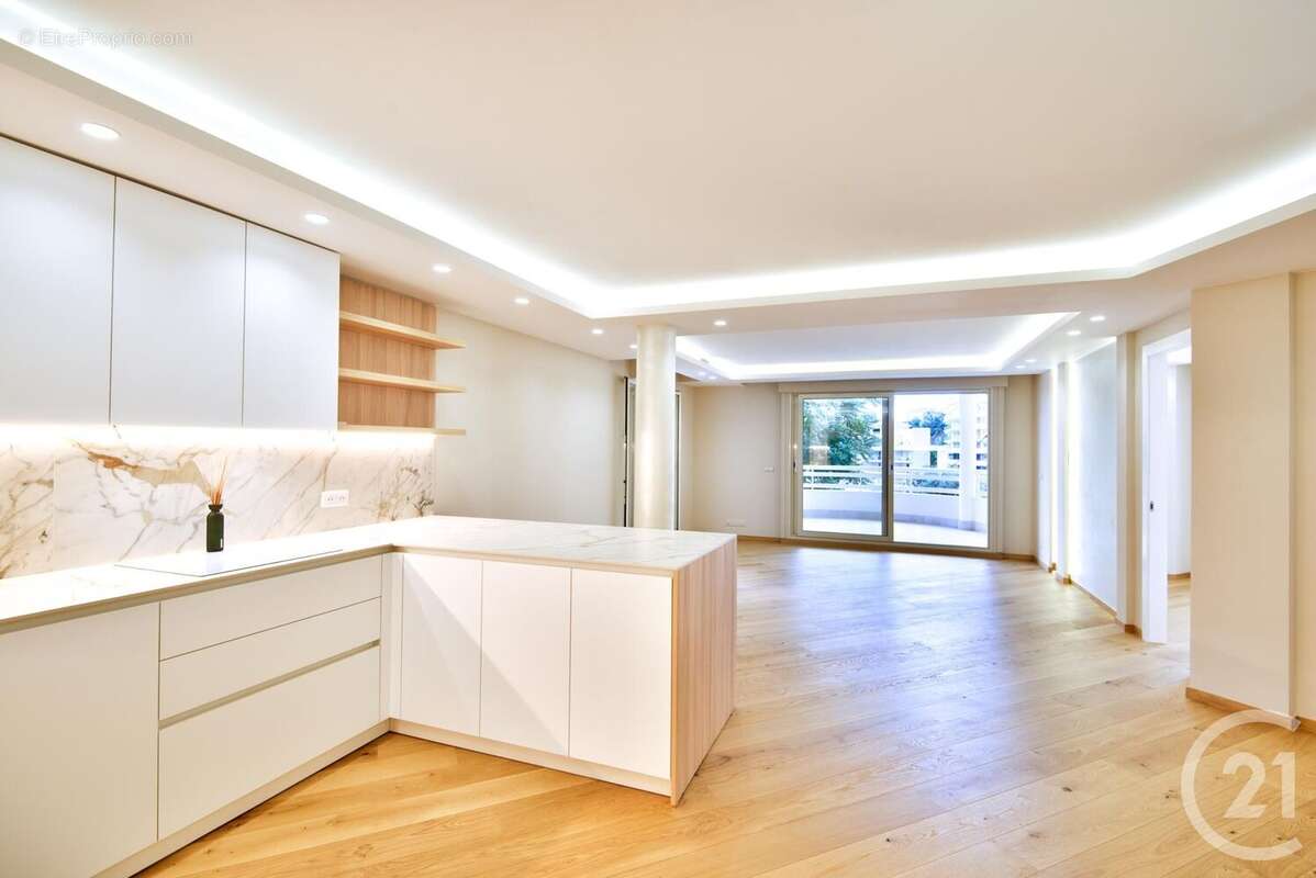 Appartement à BEAUSOLEIL