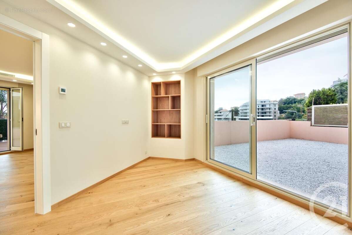 Appartement à BEAUSOLEIL