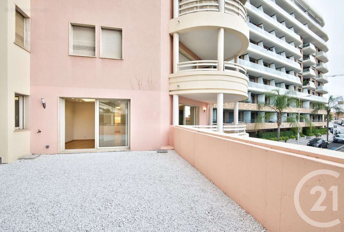 Appartement à BEAUSOLEIL