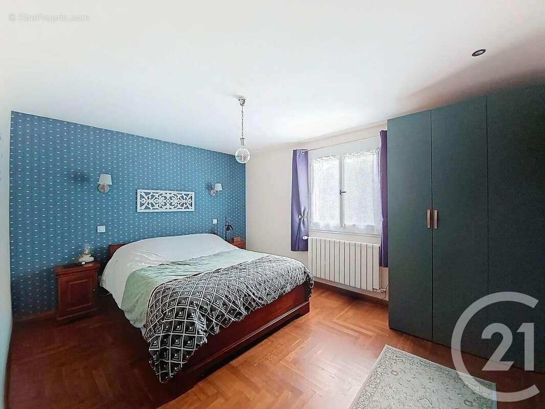 Maison à SAINT-ROMAIN-EN-GAL