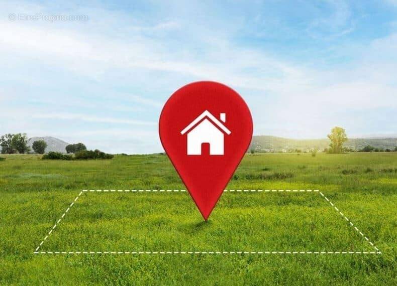 Terrain à SALLERTAINE