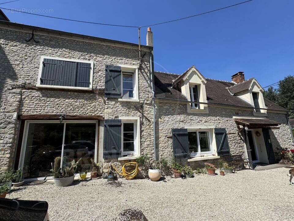 Maison à CHALO-SAINT-MARS