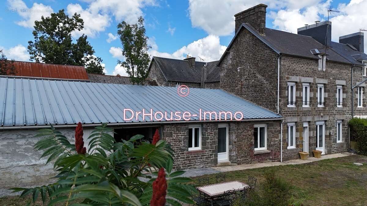 Maison à LE BENY-BOCAGE