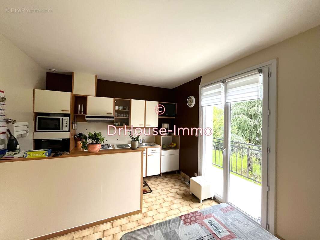 Maison à CHATEAU-L&#039;EVEQUE