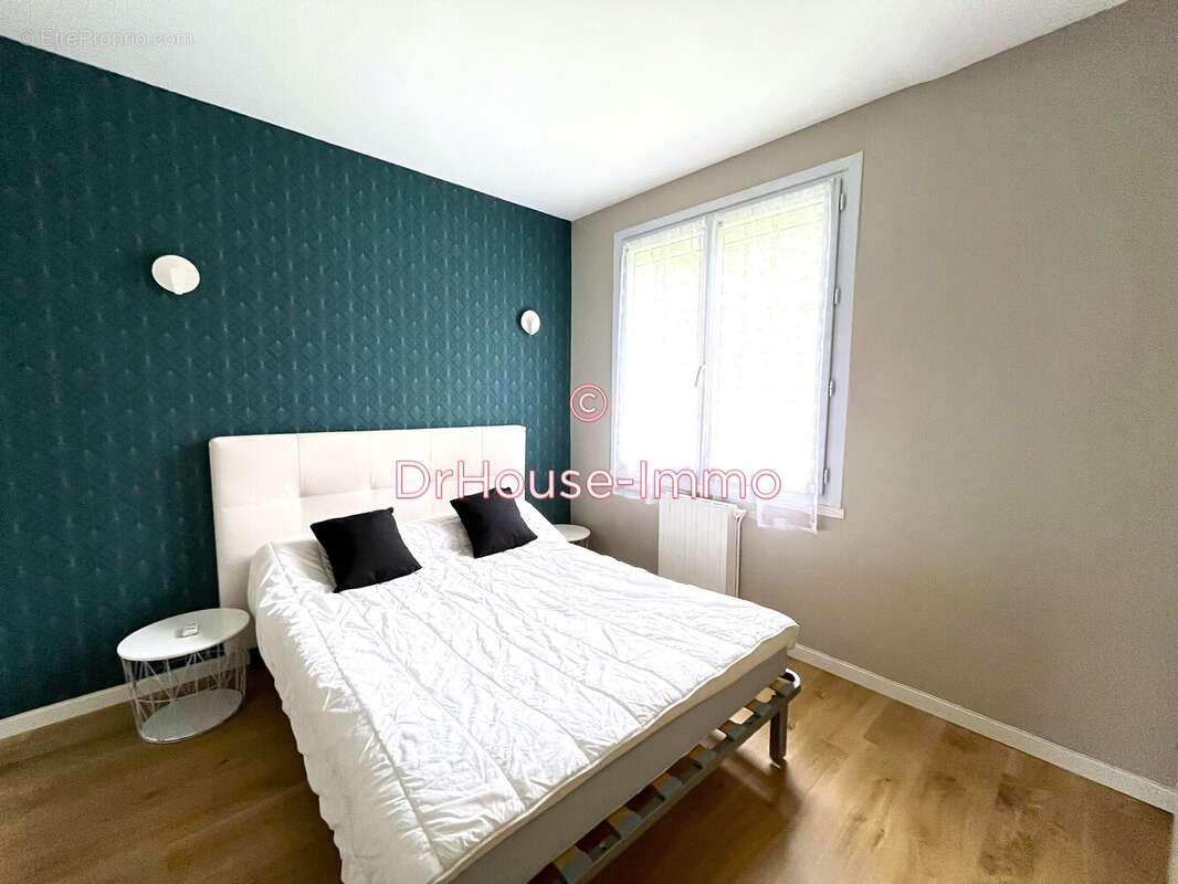 Maison à CHATEAU-L&#039;EVEQUE