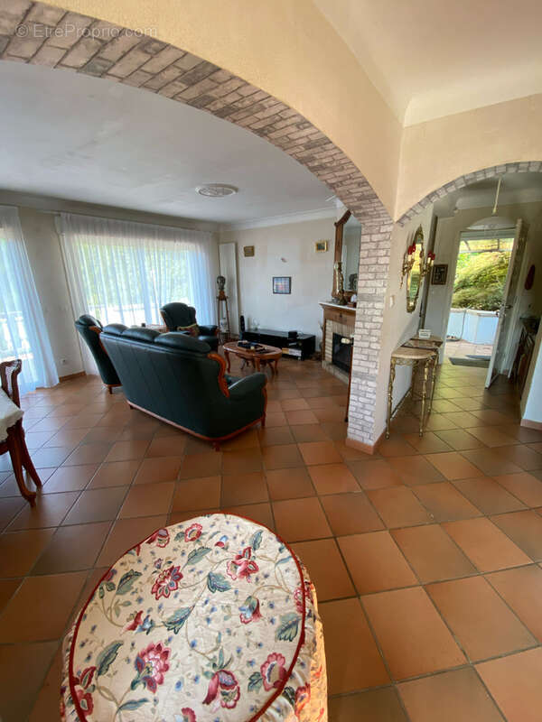 Maison à BASSUSSARRY