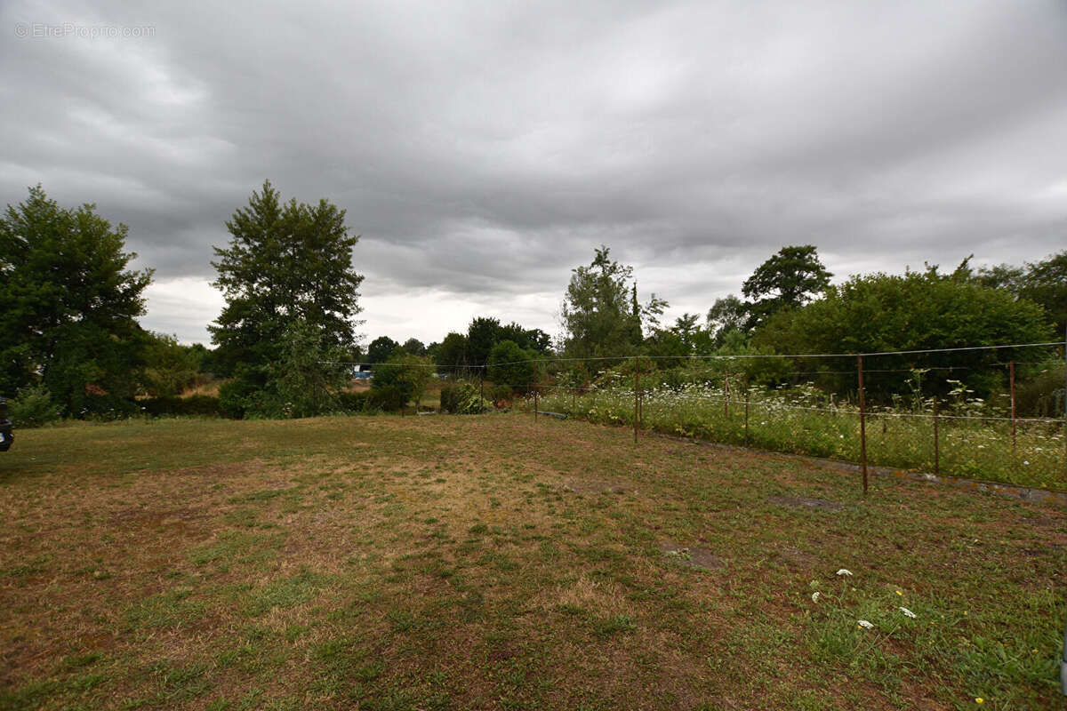 Maison à JALIGNY-SUR-BESBRE