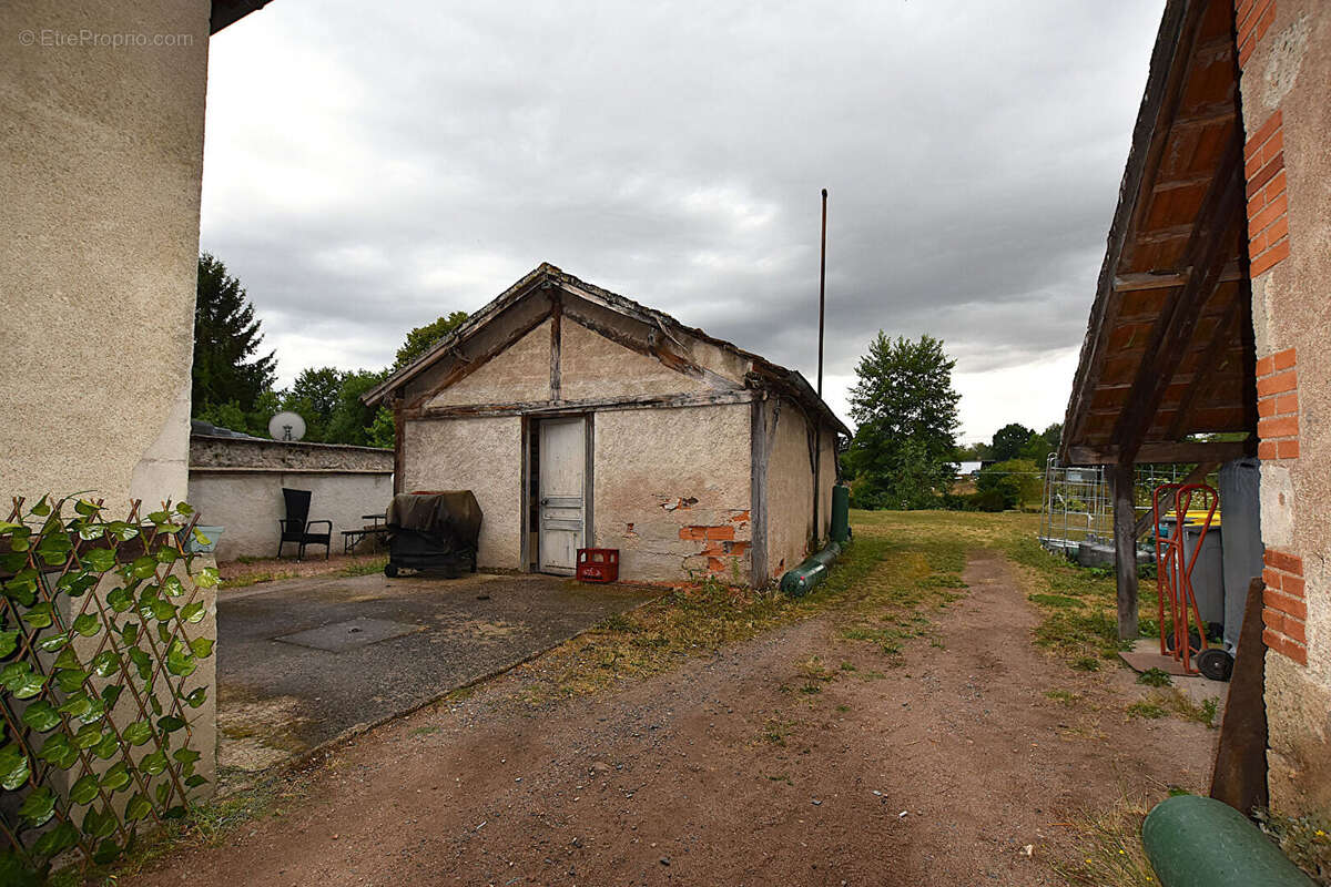 Maison à JALIGNY-SUR-BESBRE
