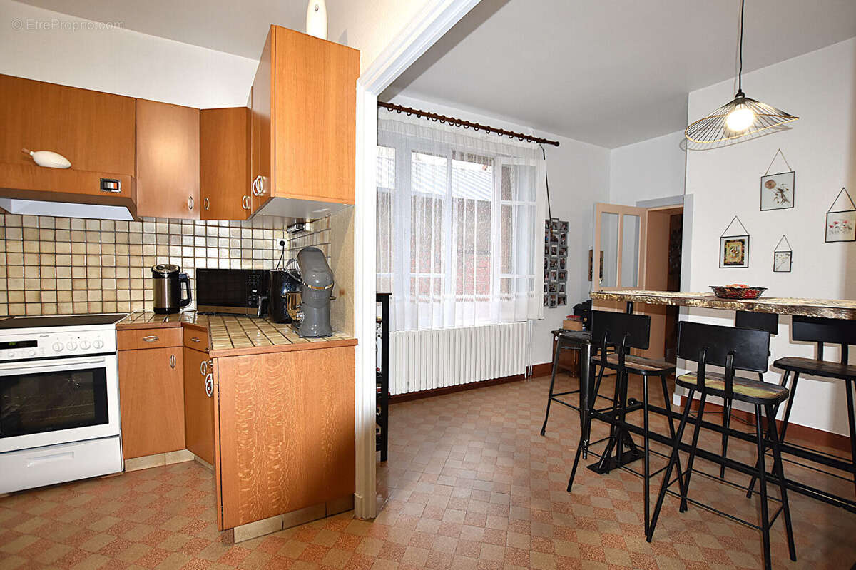 Maison à JALIGNY-SUR-BESBRE