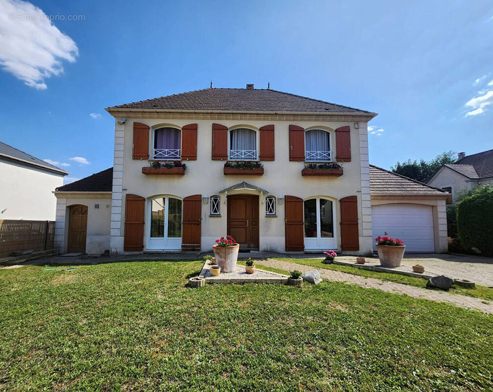 Maison à DEUIL-LA-BARRE