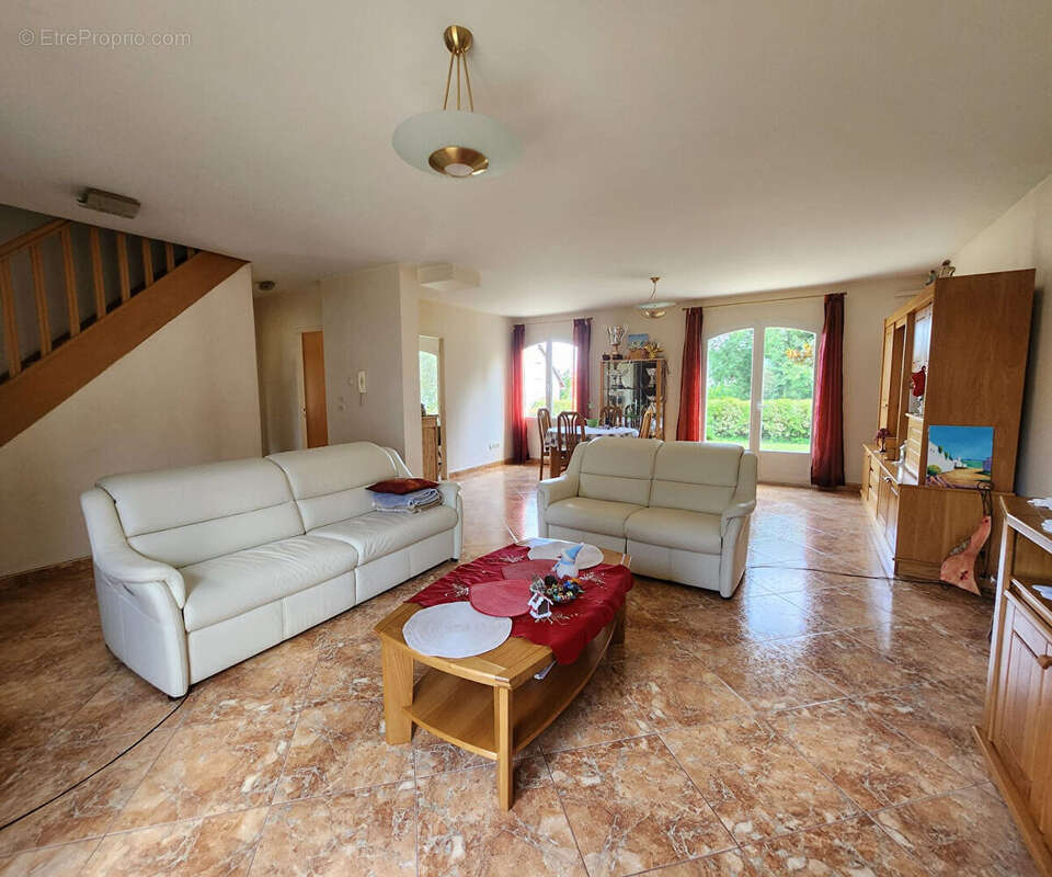 Maison à DEUIL-LA-BARRE