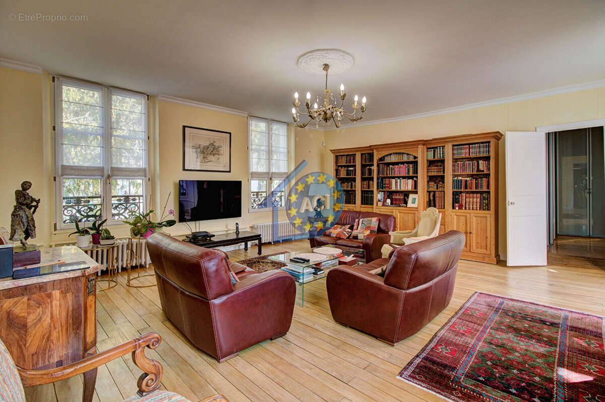 Maison à MANTES-LA-JOLIE