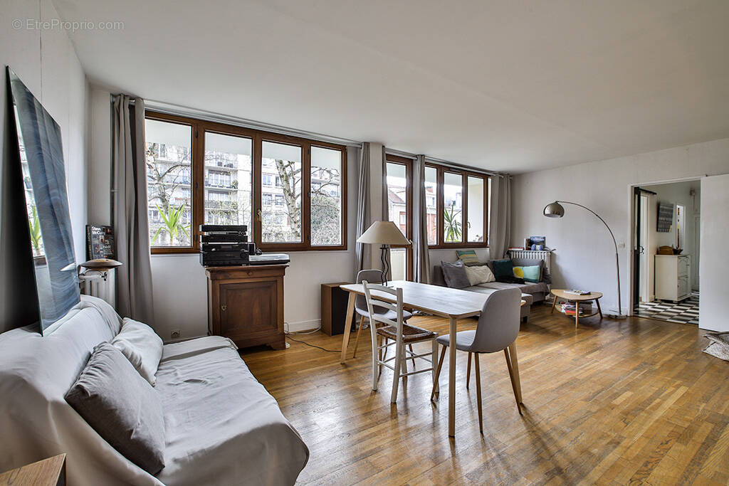 Appartement à MONTROUGE