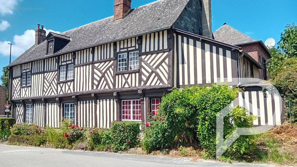 Maison à OUVILLE-LA-RIVIERE