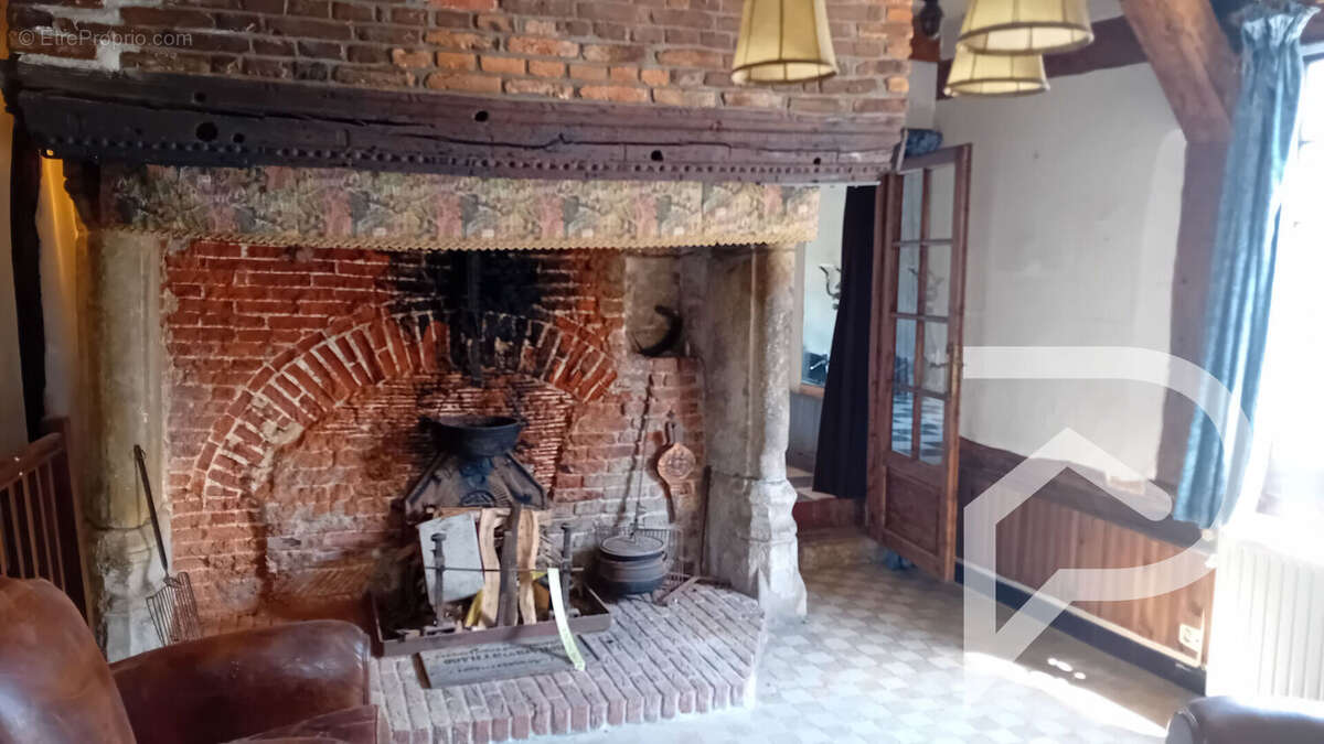 Maison à OUVILLE-LA-RIVIERE