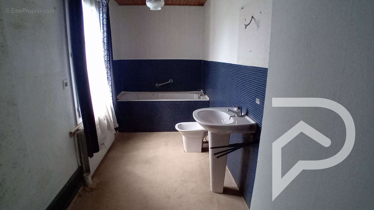 Maison à OUVILLE-LA-RIVIERE