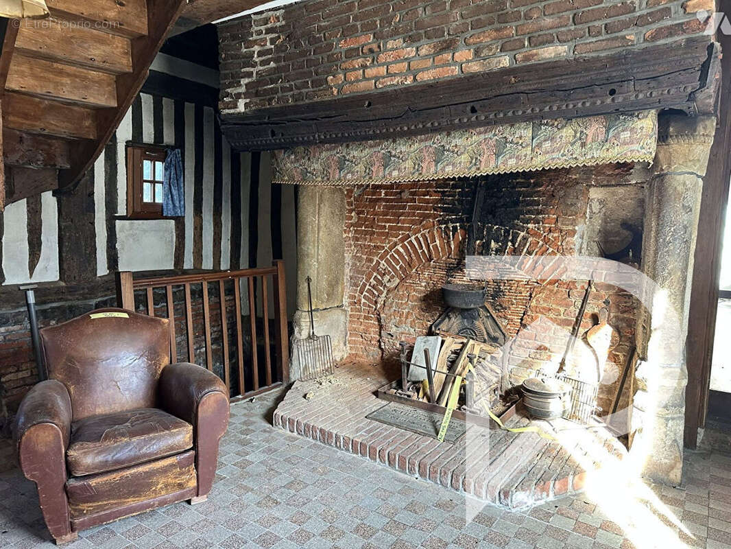 Maison à OUVILLE-LA-RIVIERE