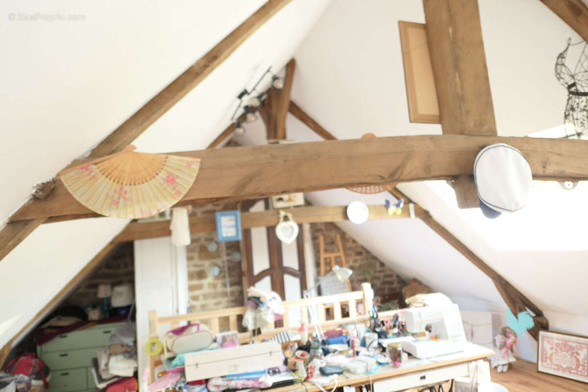 Maison à LE MESNIL-GILBERT