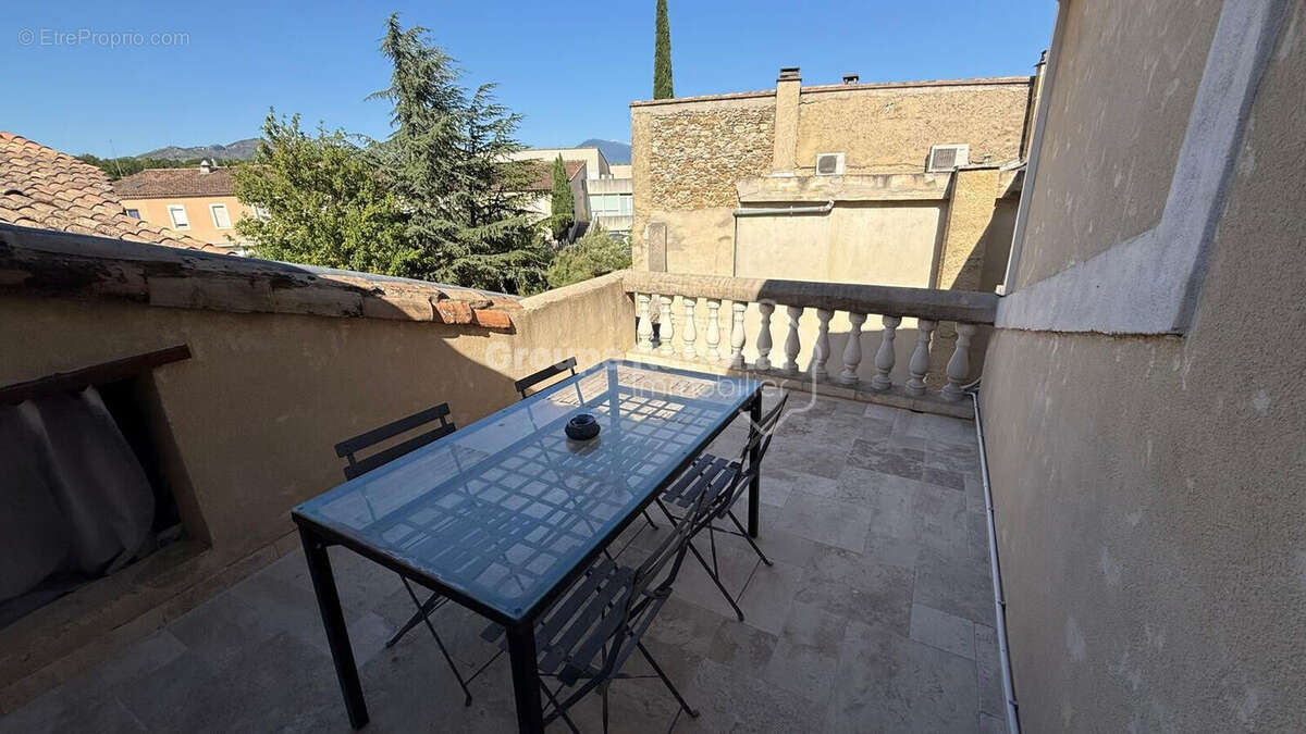 Appartement à AUBIGNAN