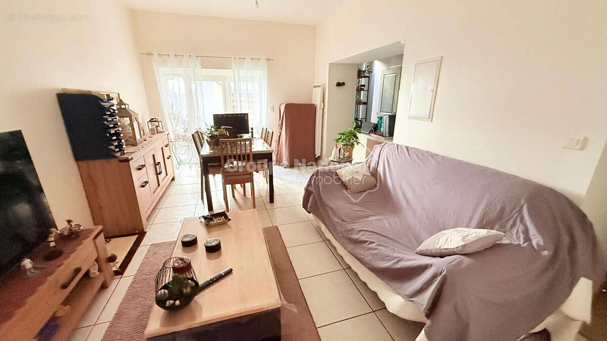 Appartement à AUBIGNAN