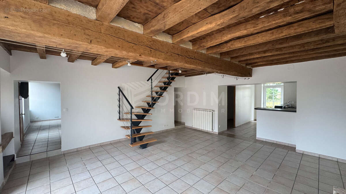 Maison à LA CHARITE-SUR-LOIRE