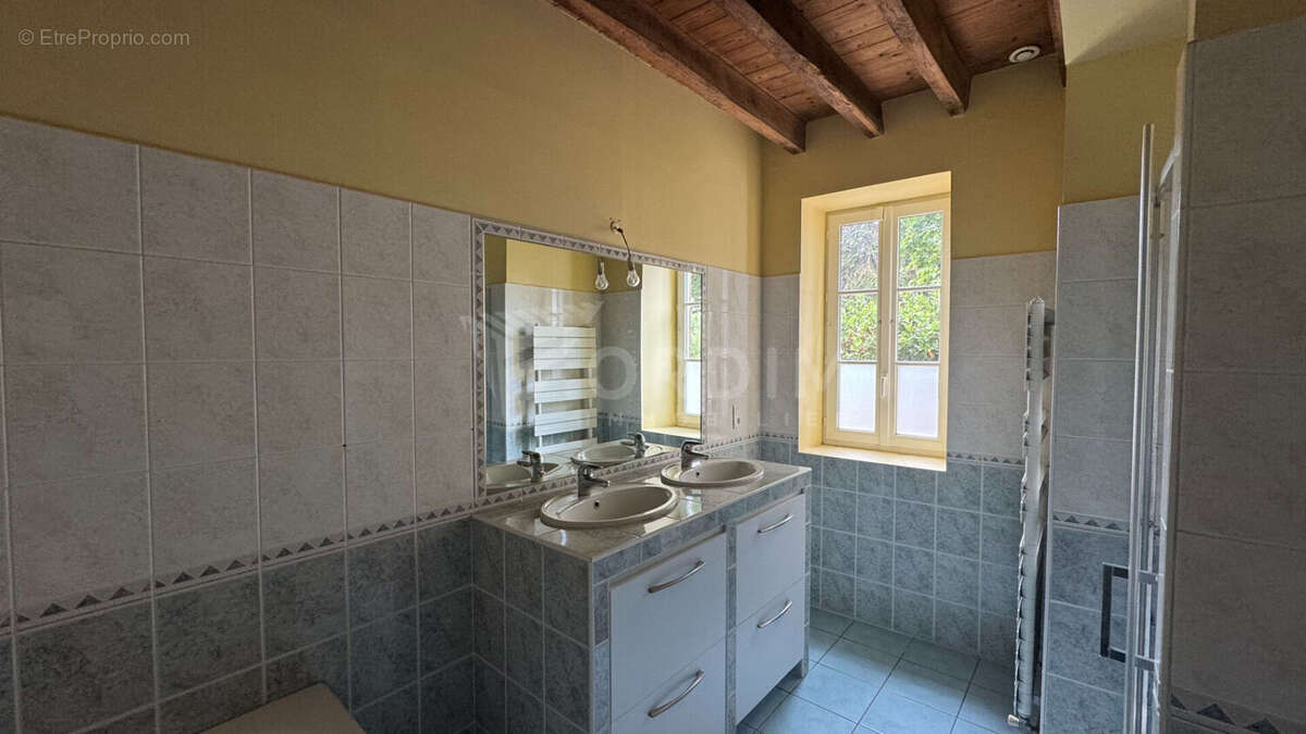 Maison à LA CHARITE-SUR-LOIRE