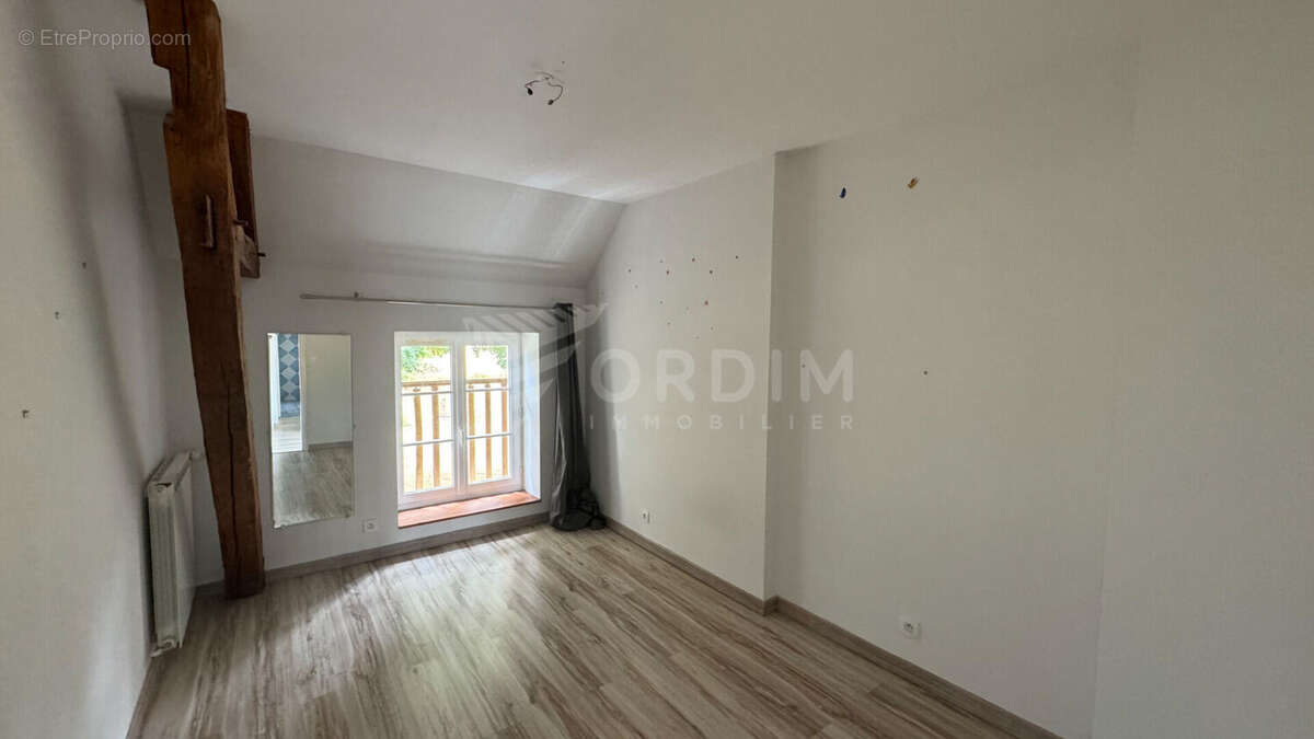 Maison à LA CHARITE-SUR-LOIRE