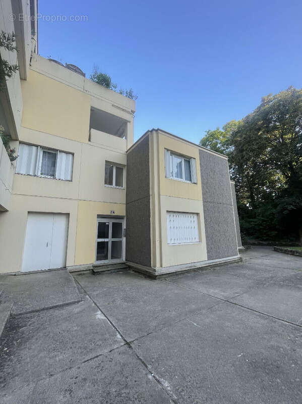 Appartement à EPINAY-SUR-SEINE