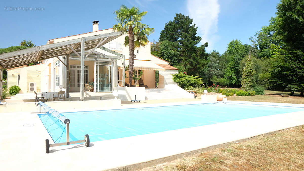 Maison à VENANSAULT