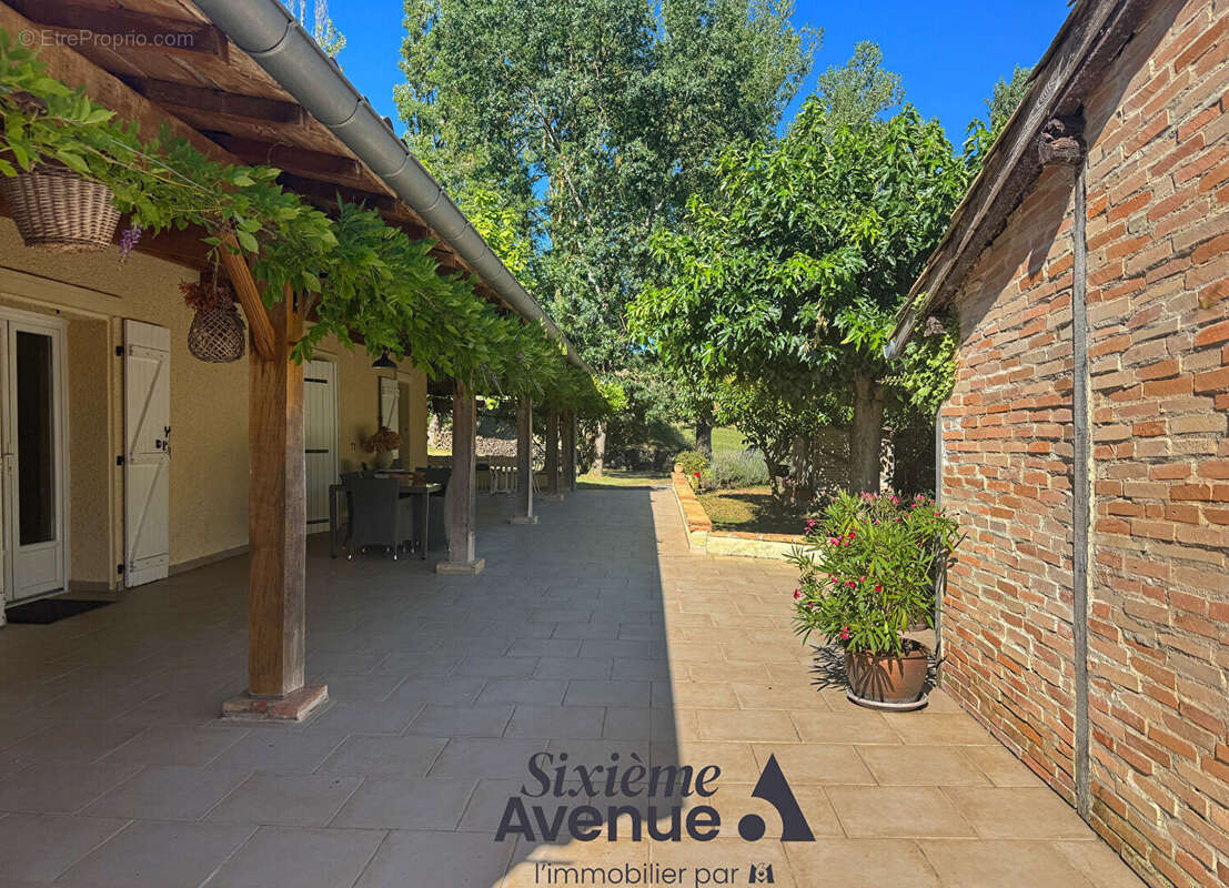 Maison à LA SAUZIERE-SAINT-JEAN