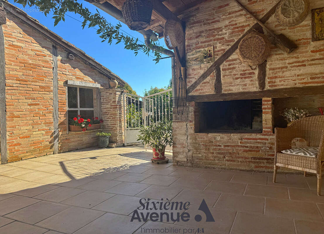 Maison à LA SAUZIERE-SAINT-JEAN