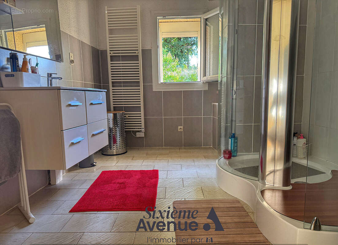 Maison à LA SAUZIERE-SAINT-JEAN