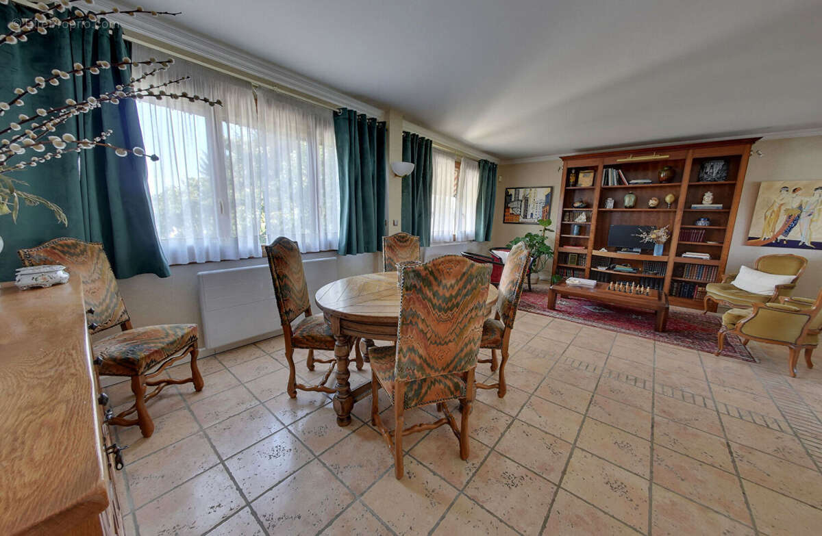 Appartement à RAMBOUILLET