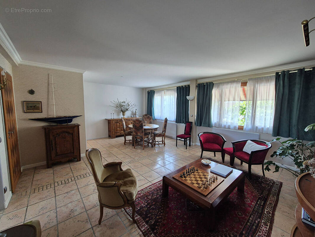 Appartement à RAMBOUILLET