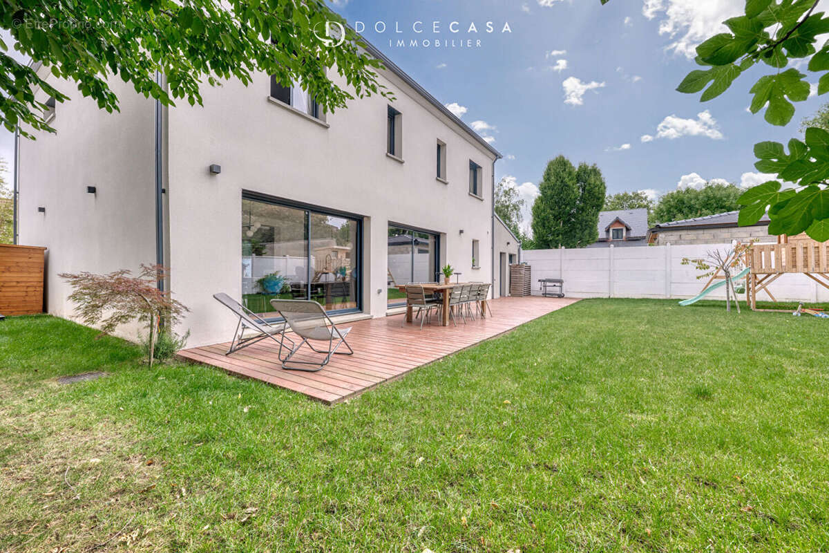 Maison à LE PLESSIS-TREVISE