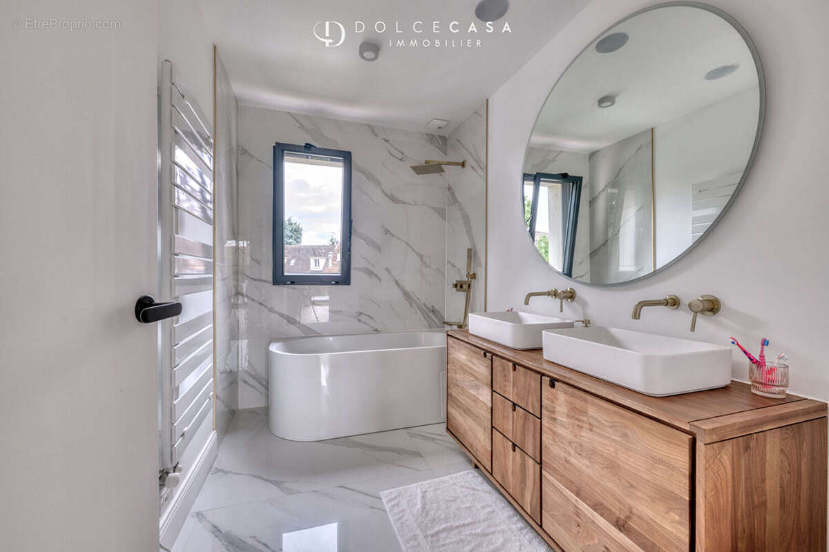 Maison à LE PLESSIS-TREVISE