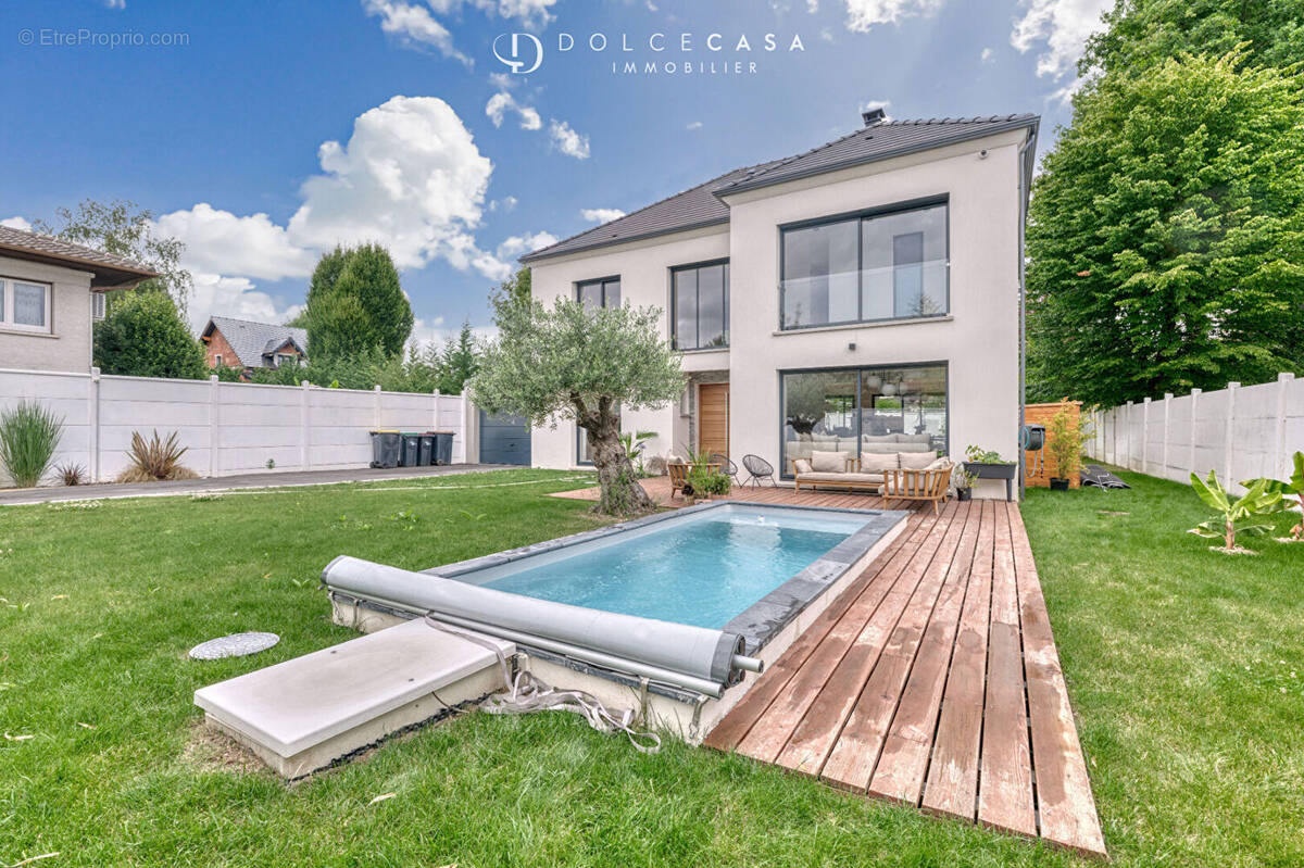 Maison à LE PLESSIS-TREVISE