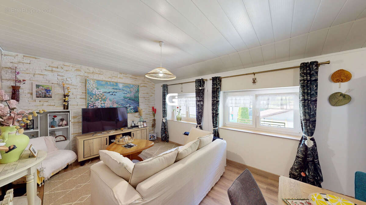 Appartement à ARBENT