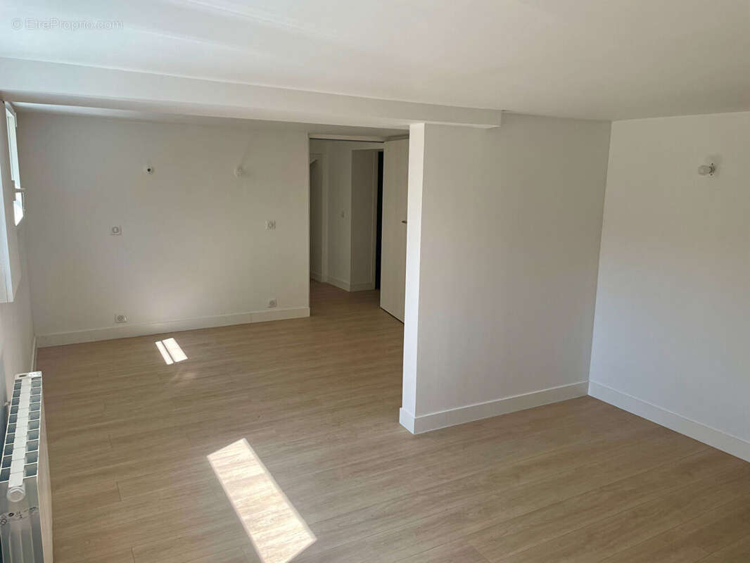 Maison à MONTMORENCY