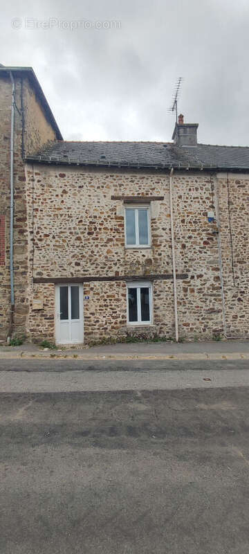 Maison à LA BACONNIERE