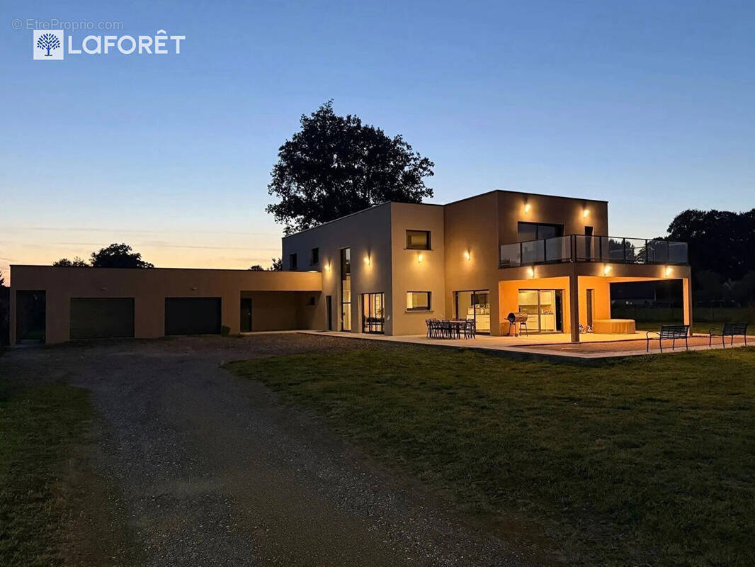 Maison à FAUVILLE-EN-CAUX