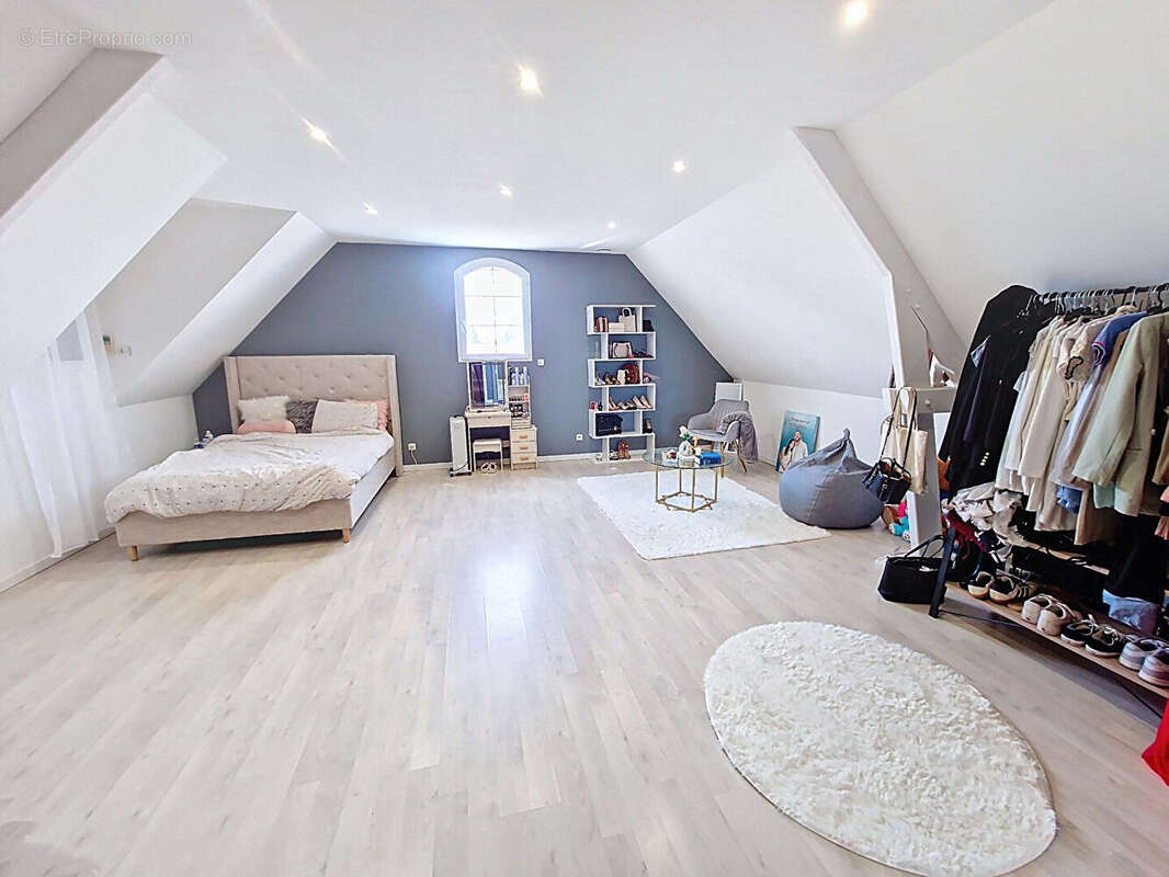 Maison à SAINT-CLAIR-SUR-EPTE