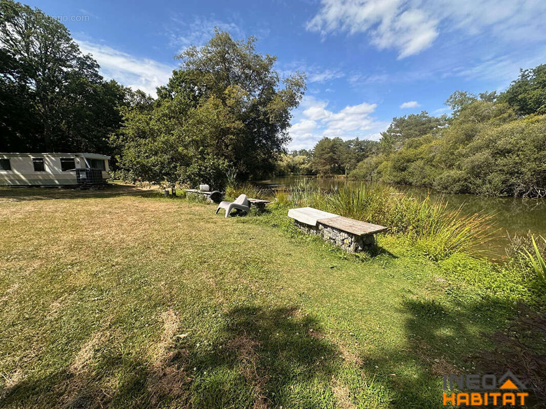 Terrain à PONT-PEAN