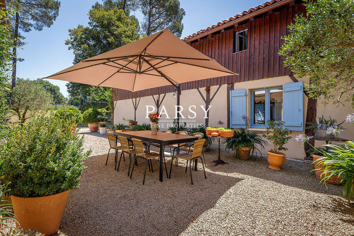 Maison à VILLENEUVE-DE-MARSAN