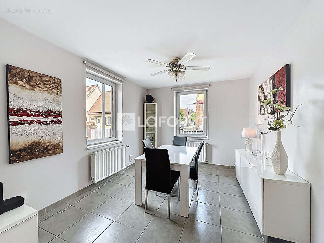 Commerce à OBERHOFFEN-SUR-MODER