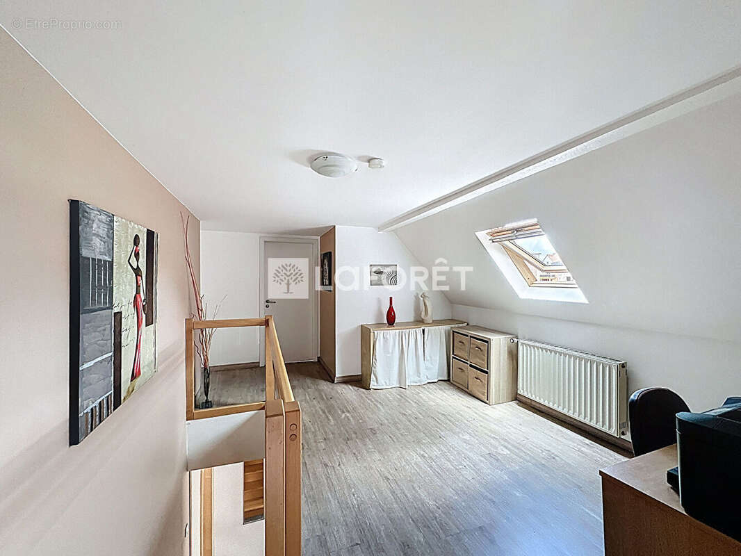 Commerce à OBERHOFFEN-SUR-MODER